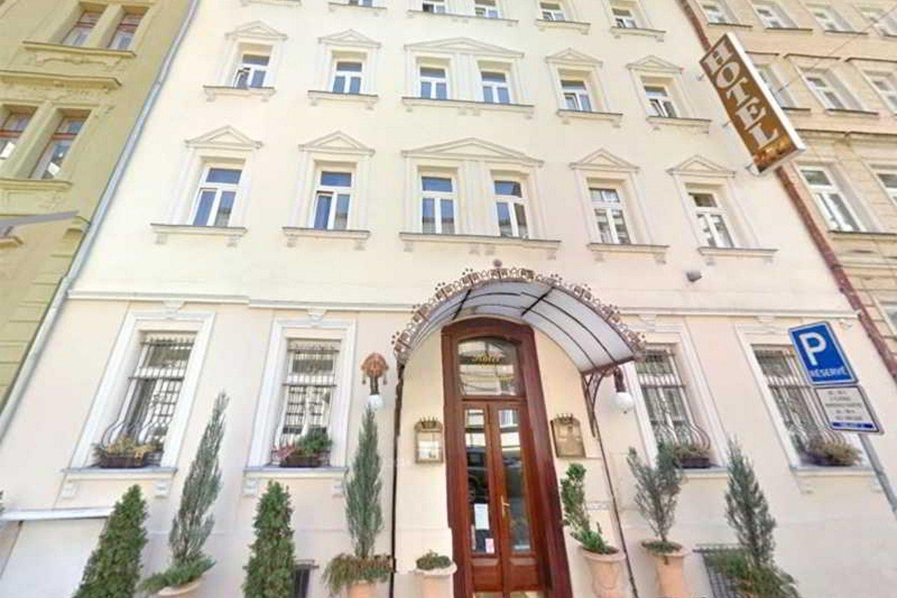 Hotel Donatello プラハ エクステリア 写真
