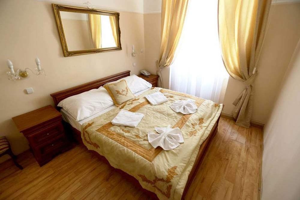 Hotel Donatello プラハ エクステリア 写真